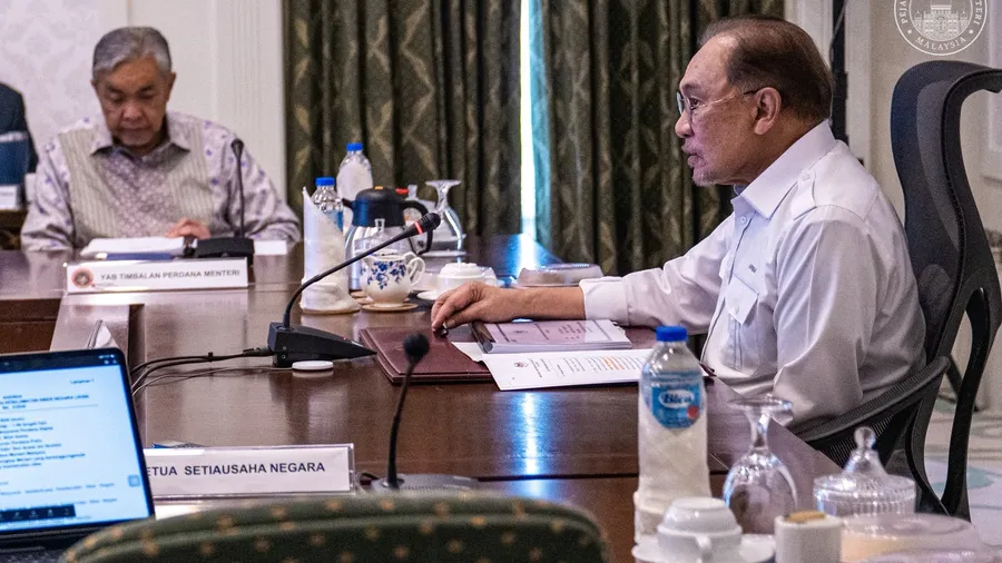 Ancaman AI: PM Anwar Tekan Penguasaan Teknologi