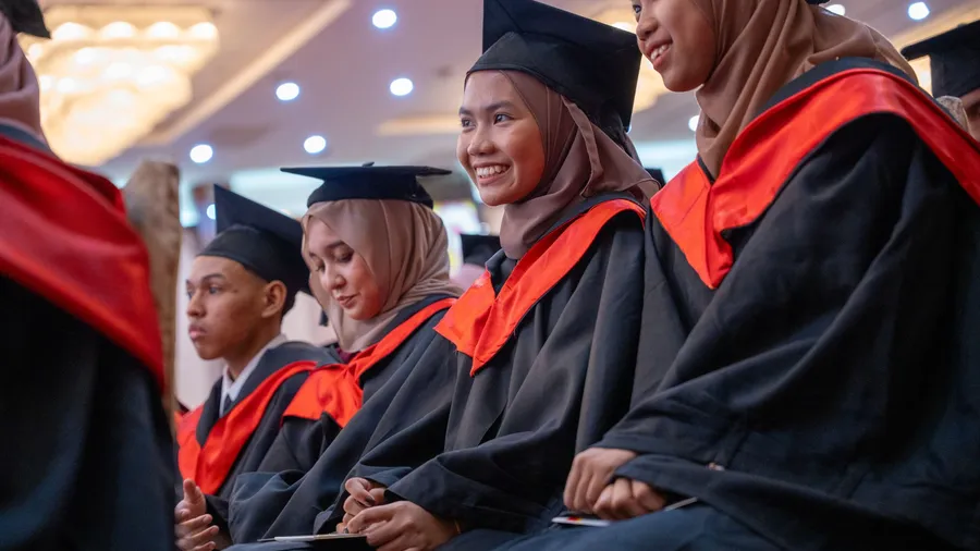 Cara Urus Gaji Pertama 2026: Panduan Graduan