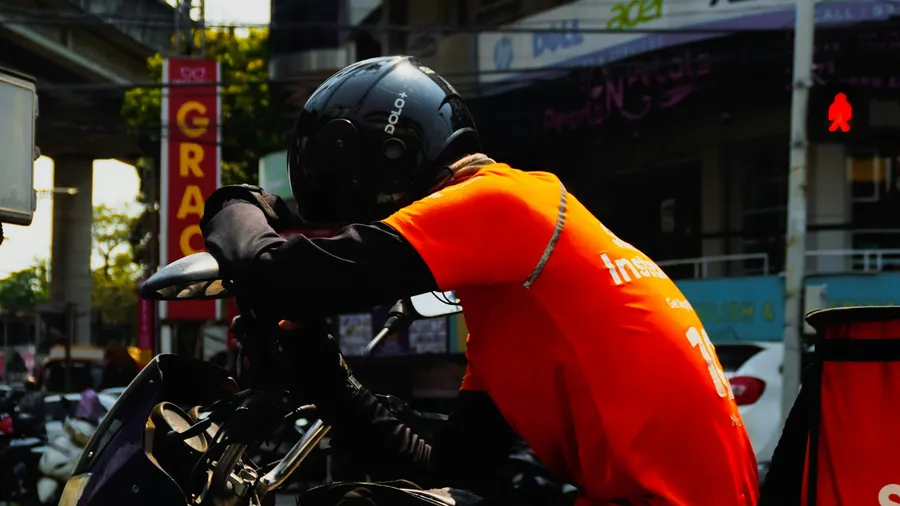 P-Hailing Rider Side Hustle 2026