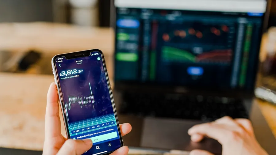 Scam Guna AI Makin Canggih: BNM Dah Amaran, Ini Cara Korang Lindung Diri